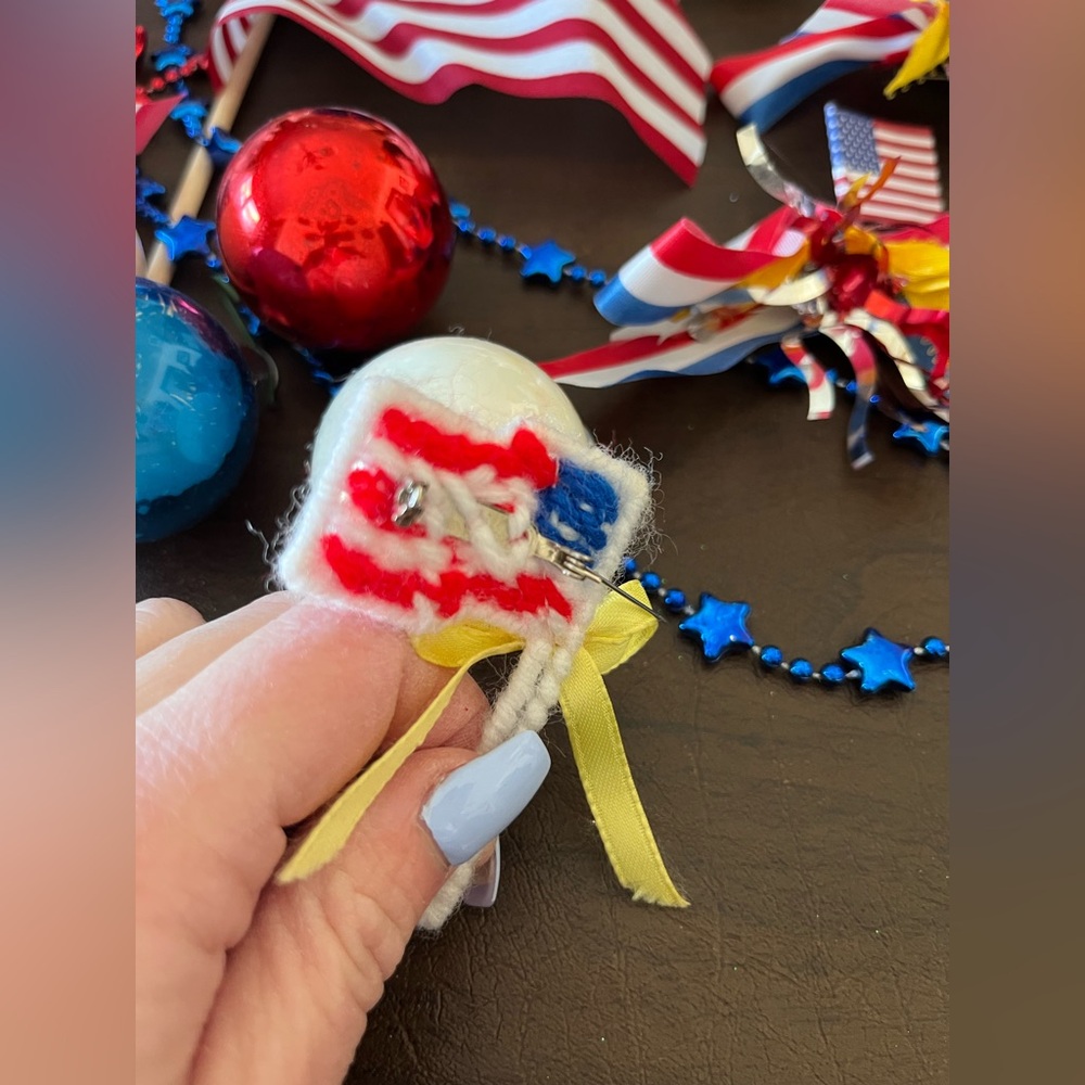PATRIOTIC DECOR - Picture 8 of 8